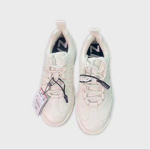 Zara White Sneakers✨